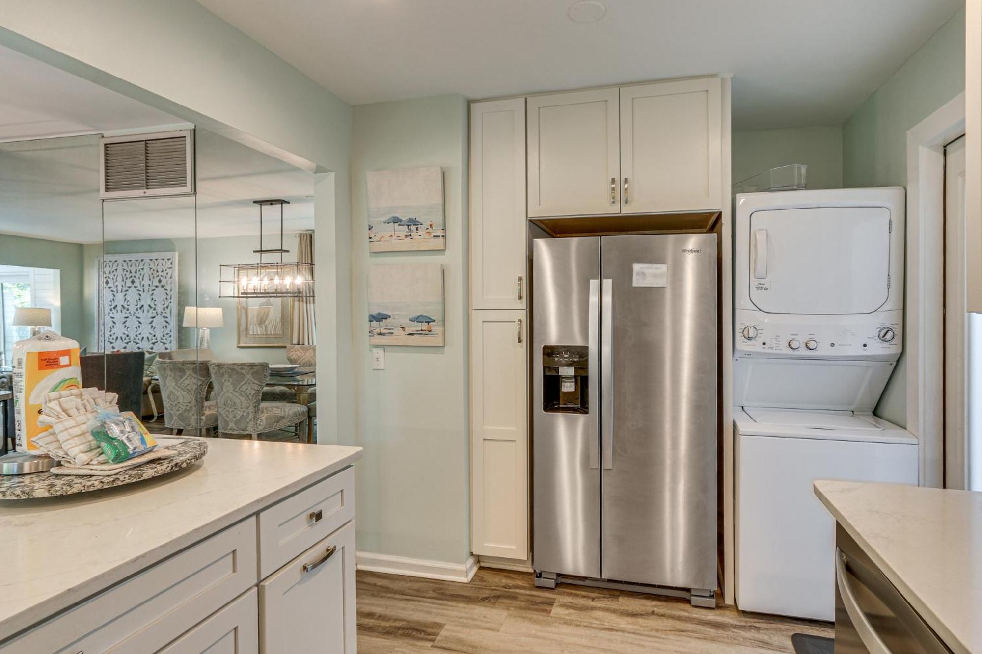 Modern Hilton Head Retreat Walk To Beach And Golf! Hilton Head Island Eksteriør bilde