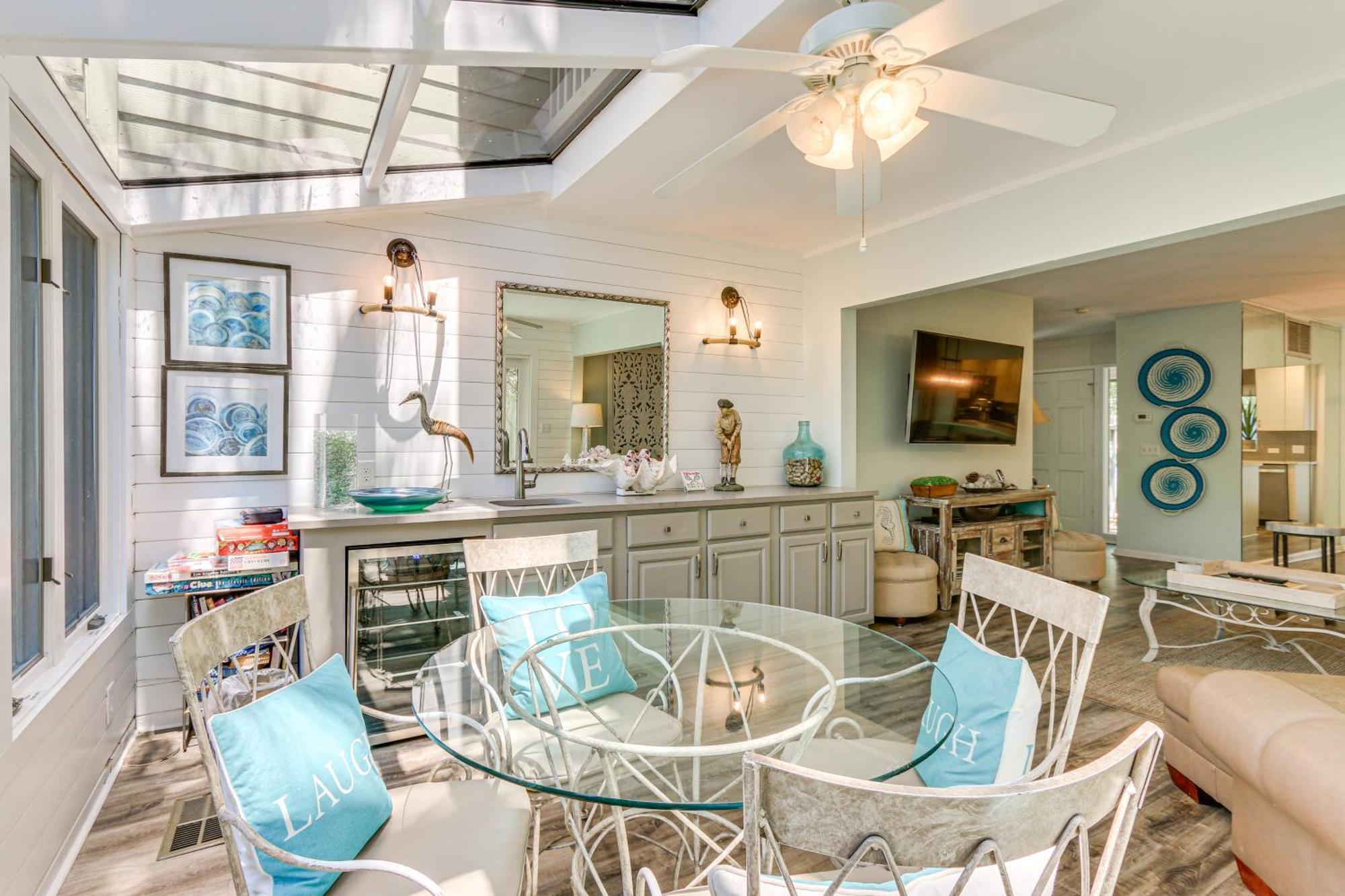 Modern Hilton Head Retreat Walk To Beach And Golf! Hilton Head Island Eksteriør bilde