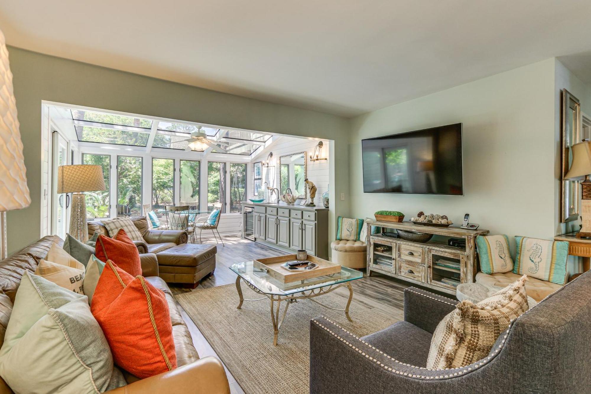Modern Hilton Head Retreat Walk To Beach And Golf! Hilton Head Island Eksteriør bilde