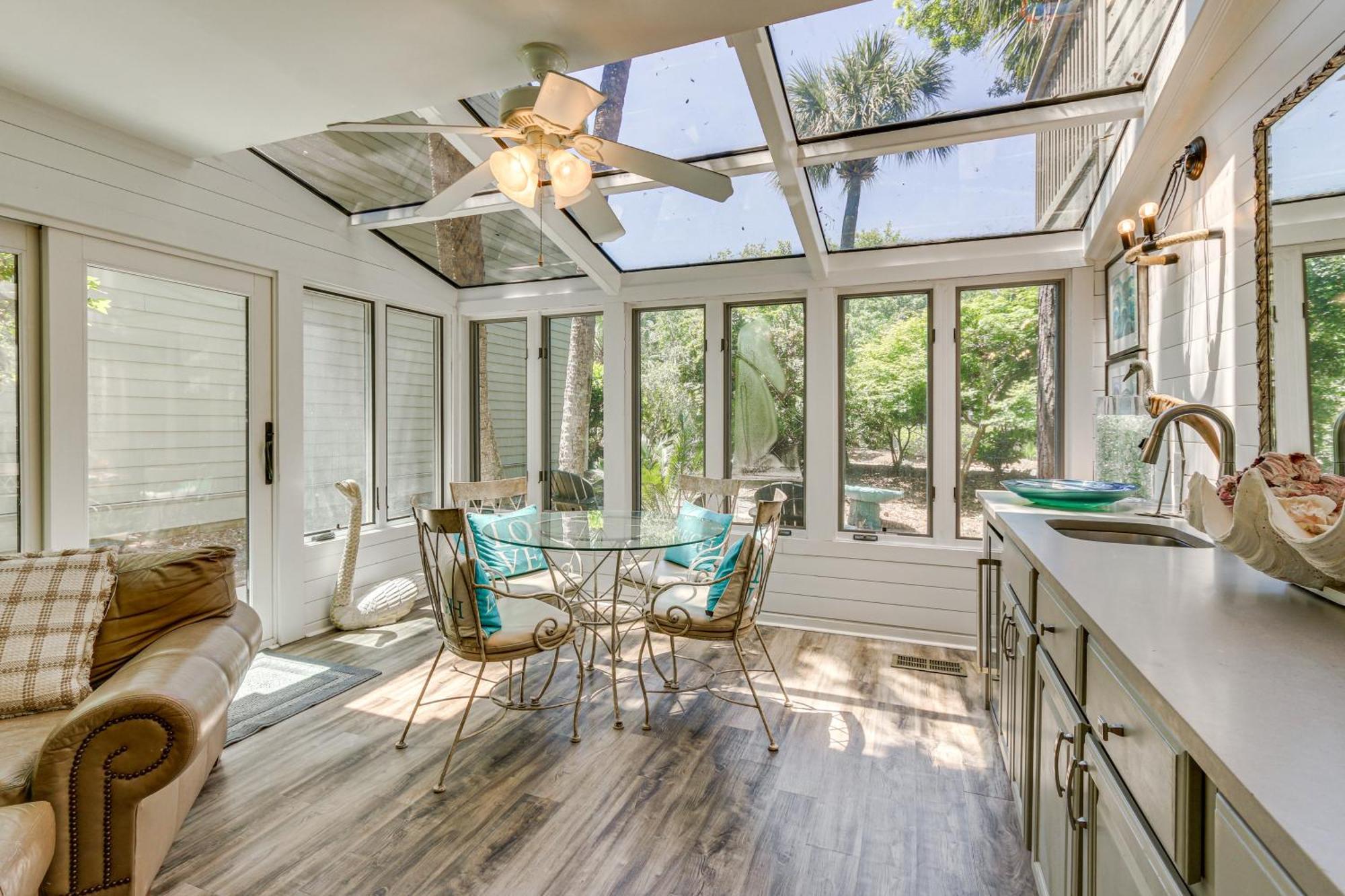 Modern Hilton Head Retreat Walk To Beach And Golf! Hilton Head Island Eksteriør bilde