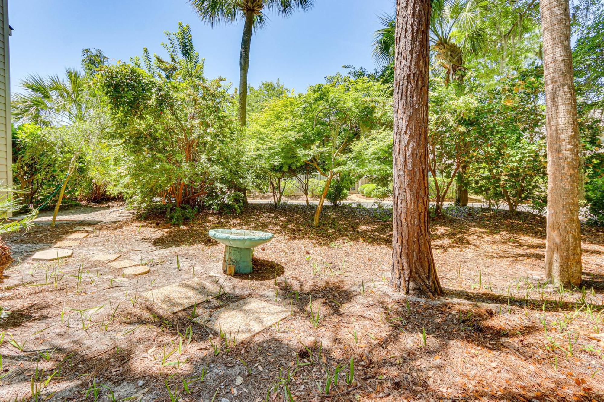 Modern Hilton Head Retreat Walk To Beach And Golf! Hilton Head Island Eksteriør bilde